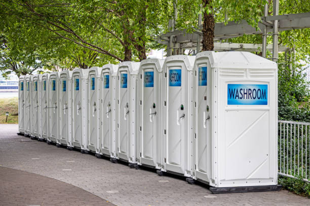 Best Portable bathroom rental  in Cuyahoga Falls, OH