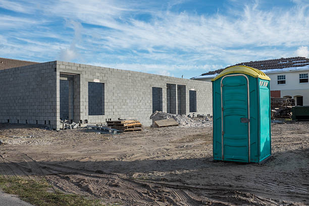 Portable Toilet Options We Offer in Cuyahoga Falls, OH